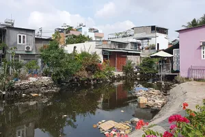 TP.HCM thí điểm xã hội hóa 3 dự án dời nhà ven kênh