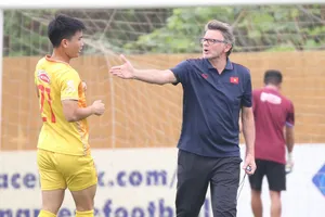 Cạnh tranh lớn ở đội U-23 Việt Nam dưới mắt HLV Troussier