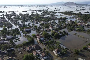 Thời tiết cực đoan, chuyện đã không còn có thể làm lơ