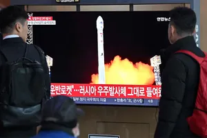 Giải mã việc Triều Tiên phóng vệ tinh do thám đầu tiên