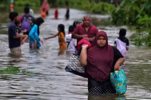 Lũ lớn ảnh hưởng miền Nam Thái Lan, 6 người chết