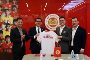 HLV Kiatisak với mục tiêu cùng Công an Hà Nội bảo vệ ngôi vô địch