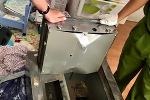 Một vụ trộm két sắt xảy ra tại TP.HCM