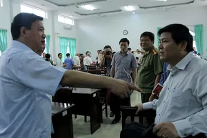 Bí thư Đinh La Thăng truy vấn gay gắt chủ tịch huyện Hóc Môn
