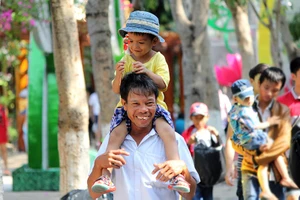 Ngày của cha và những hình ảnh làm ai cũng rưng rưng 