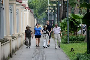 Ngắm những vỉa hè rợp bóng mát ở trung tâm quận 1