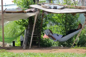 Đủ cách tránh nóng của người dân TP.HCM