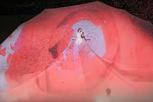 HH Phạm Hương lộng lẫy trong BST 'Dấu ấn nàng hương'