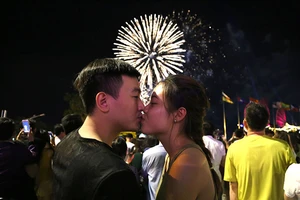 TP.HCM sáng rực chào năm 2019