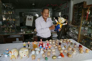 Độc đáo bộ linh vật Xuân Kỷ Hợi chế tác bằng vỏ trứng 