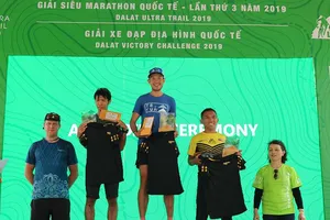 VĐV người Úc chiến thắng ở đường chạy Dalat Ultra Trail 2019