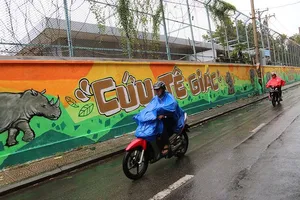 Ngỡ ngàng ngắm tuyến phố Sài Gòn trong màu áo mới