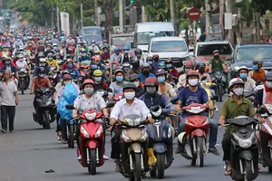 Ảnh: TP.HCM sau 10 ngày cách ly xã hội