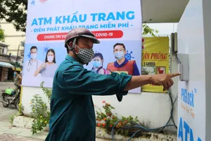 Sài Gòn có thêm “ATM khẩu trang” 