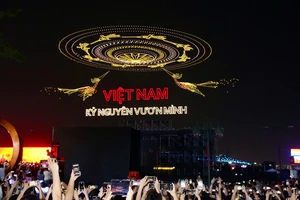 10.500 drone bay tổng duyệt chào mừng đại lễ 30-4 tại TP.HCM 