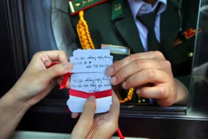 TP.HCM những ngày tháng tư cờ, hoa rực rỡ