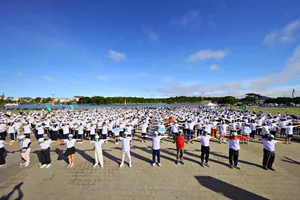 Hơn 1.000 người đồng diễn Aerobic, chạy bộ tại quảng trường Lâm Viên, Lâm Đồng