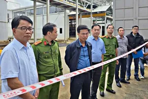 Phó Chủ tịch tỉnh Lâm Đồng kiểm tra hiện trường vụ nổ bồn chứa a xít khiến 2 công nhân tử vong