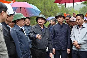 Phó Thủ tướng Hồ Quốc Dũng yêu cầu di dời, bố trí tái định cư cho người dân hạ lưu hồ Đơn Dương