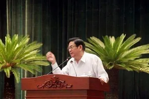 Trường hợp nào được xét xử vắng mặt tất cả các đương sự?