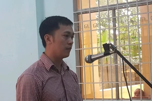 Phạt tù kẻ giả danh phóng viên lừa tiền của dân