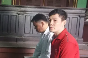 Hoãn xử vụ ‘tự vệ quá đà bị kết tội giết người’