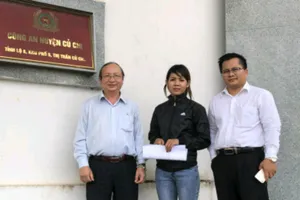 Đình chỉ điều tra cô gái bị bắt vì đụng ô tô