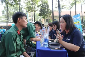 Gần 4.200 chỉ tiêu việc làm được giới thiệu đến bộ đội sắp xuất ngũ