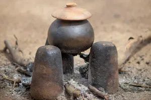 Lâm Đồng: Khai giảng lớp truyền dạy nghề làm gốm của người Chu ru