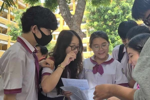 Thi tốt nghiệp THPT: Bài thi tổ hợp dễ lấy điểm 7