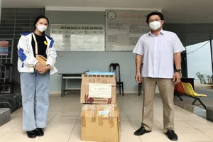 Cộng đồng người hâm mộ nhóm nhạc BTS quyên góp ủng hộ quỹ từ thiện