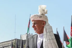 Cựu tổng thống Afghanistan rời Kabul để 'ngăn đổ máu' và không đem nhiều tiền