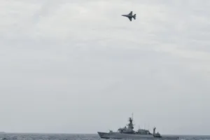 Phát hiện tàu TQ và Mỹ ở gần quần đảo Natuna, Indonesia tăng cường tuần tra