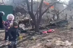 Tình cảnh khốn cùng ở Mariupol: Lấy tuyết làm nước uống, đánh nhau giành thức ăn