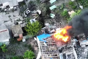 Nóng Nga-Ukraine chiều 28-5: Ukraine có thể phải rút khỏi Donbass; nhà lập pháp Nga kêu gọi ngừng chiến dịch quân sự