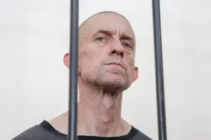 Công dân Anh bị phe thân Nga bắt ở Ukraine muốn thay án tử bằng án tù chung thân