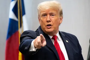 Ông Trump tố FBI áp dụng tiêu chuẩn kép, khẳng định ông Obama cũng giữ tài liệu về hạt nhân