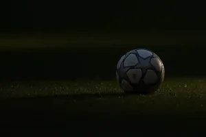 Indonesia: Ẩu đả sau trận bóng, 127 người chết