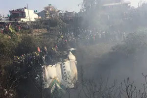 Cập nhật vụ rơi máy bay ở Nepal: Giới chức địa phương và nhân chứng nói gì?