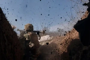 Nga-Ukraine tổn thất nặng ở Bakhmut, ông Putin nói 'chưa xài hết vũ khí'