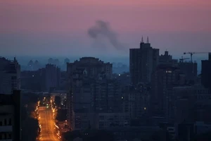 Nóng Nga-Ukraine 28-5: Khắp Kiev bị tấn công trong đêm; Nga đã giảm tấn công ở Bakhmut?