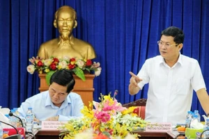 Giả người đi công chứng ngày càng tinh vi 