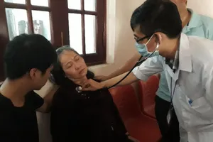 Tòa tuyên thua kiện, đương sự xỉu 