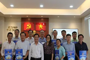 Ký cam kết hoàn thành nhiệm vụ cải cách hành chính 2019 