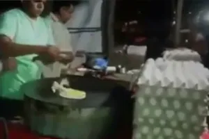 Thú vị cảnh chiên trứng lại toàn gà con trong trứng