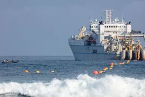 Tuyến cáp quang mới có tốc độ nhanh hơn 16 triệu lần