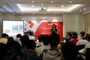 Canon sắp trình diễn sản phẩm 'gây bão' thị trường