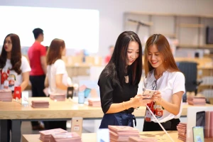 Xiaomi mở cửa hàng lớn nhất khu vực tại TP.HCM