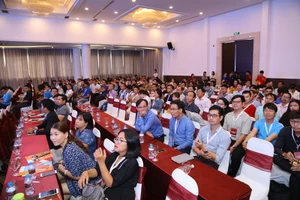 Làm thế nào để áp dụng kĩ thuật số hiệu quả vào kinh doanh?