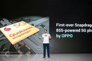 OPPO trình diễn công nghệ chụp ảnh zoom lossless 10x